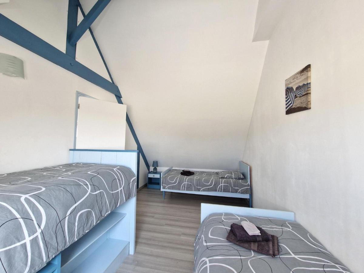 Cottage, Plevenon Bagian luar foto