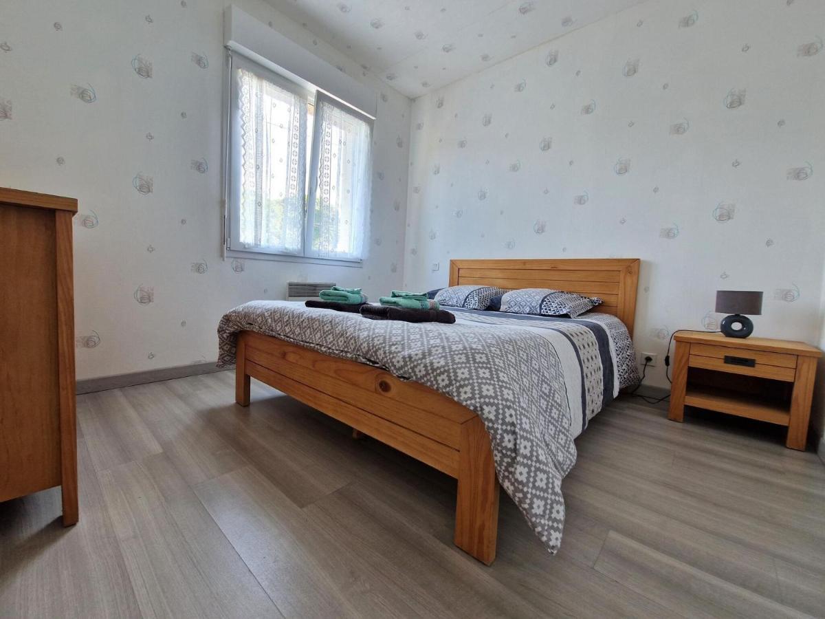 Cottage, Plevenon Bagian luar foto
