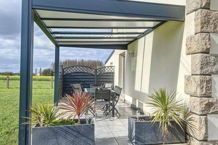 Cottage, Plevenon Bagian luar foto